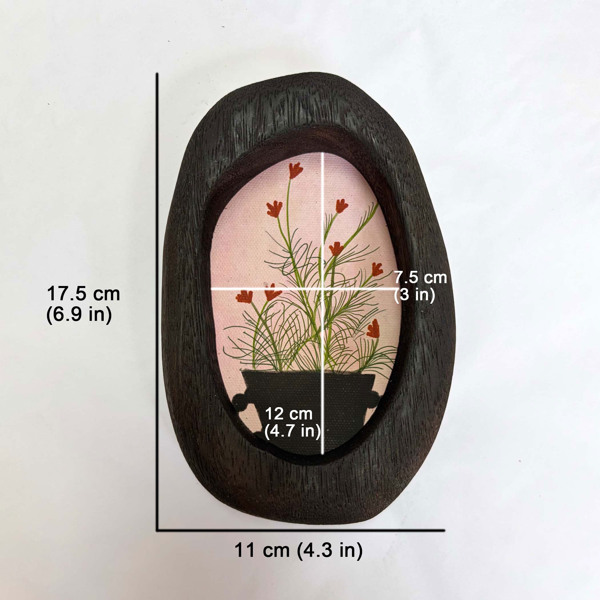 Hand-Carved Black Pebble-Shaped Wood Picture Frame with Botanical Art