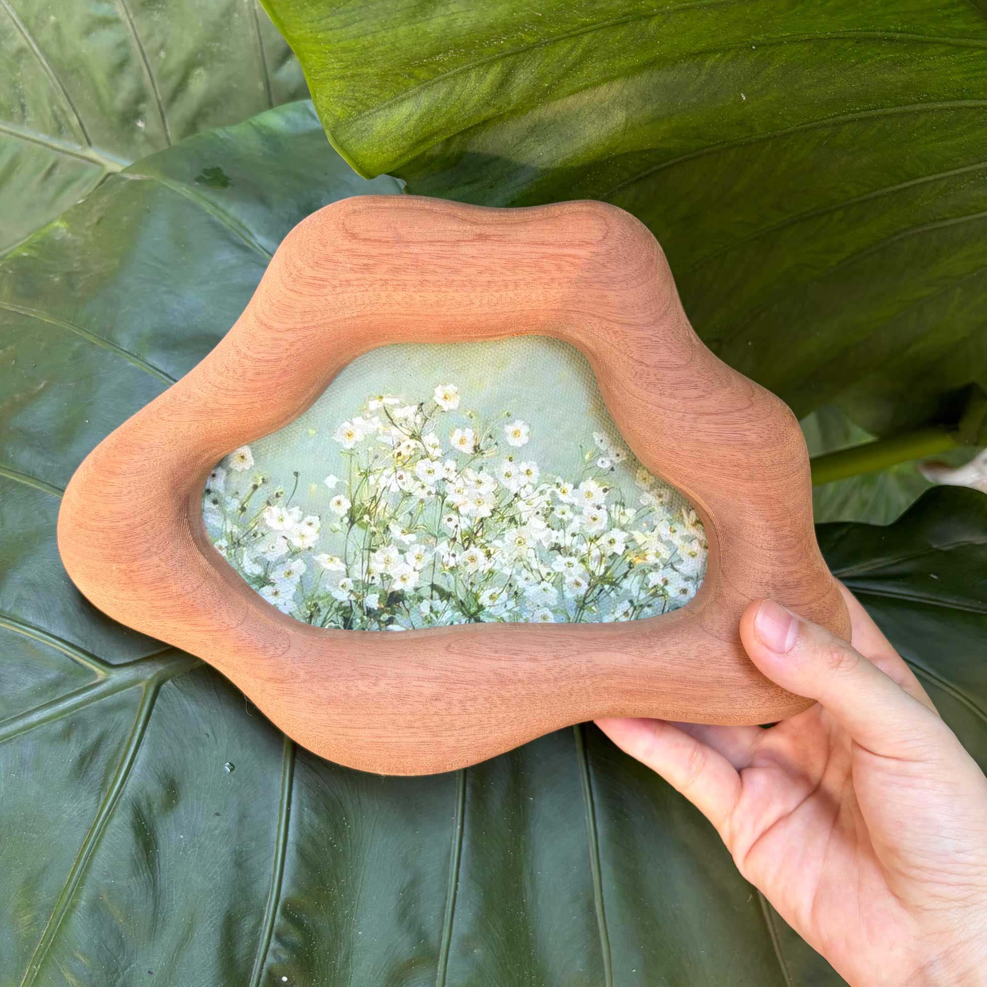Handmade Cloud-Shaped Sapele Wood Picture Frame with Wildflower Art