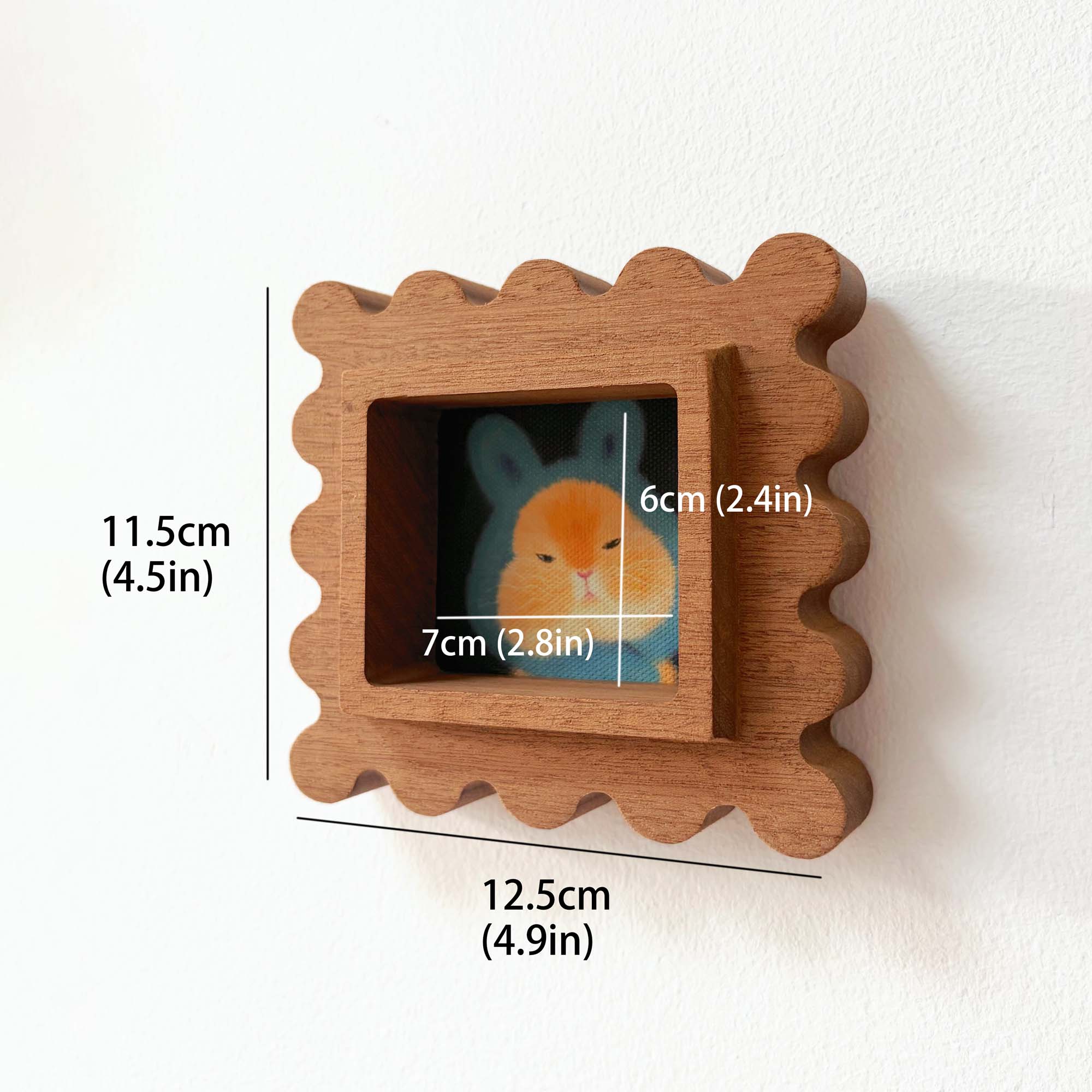 Handmade Scalloped Sapele Wood Picture Frame with Rabbit Art